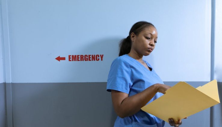 急診室的點滴：理性親切的隨筆閱讀